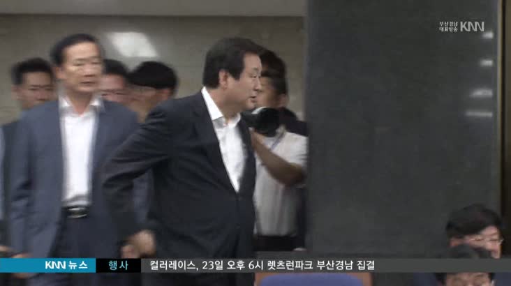 한국당 중진 불출마 압박 거세져