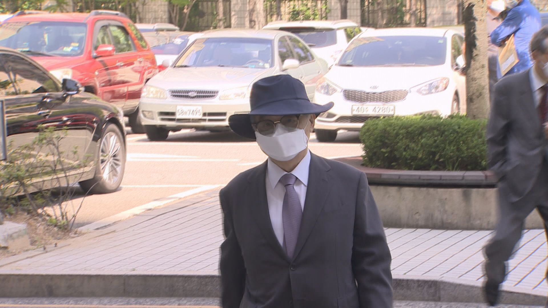 오거돈 전 시장 항소심 2차 공판 열려 오거돈 전 시장 항소심 2차 공판 열려
