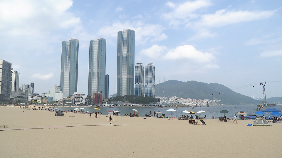 송도해수욕장 음주 다이빙 50대 부상