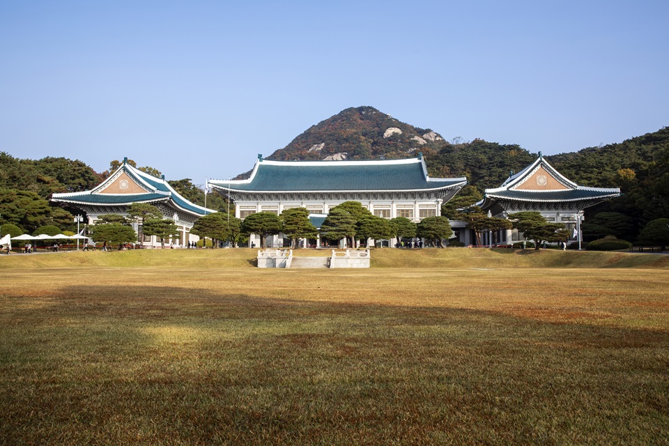 용산 대통령실, 오늘부터 청와대로 본격 이전...이달 말 마무리