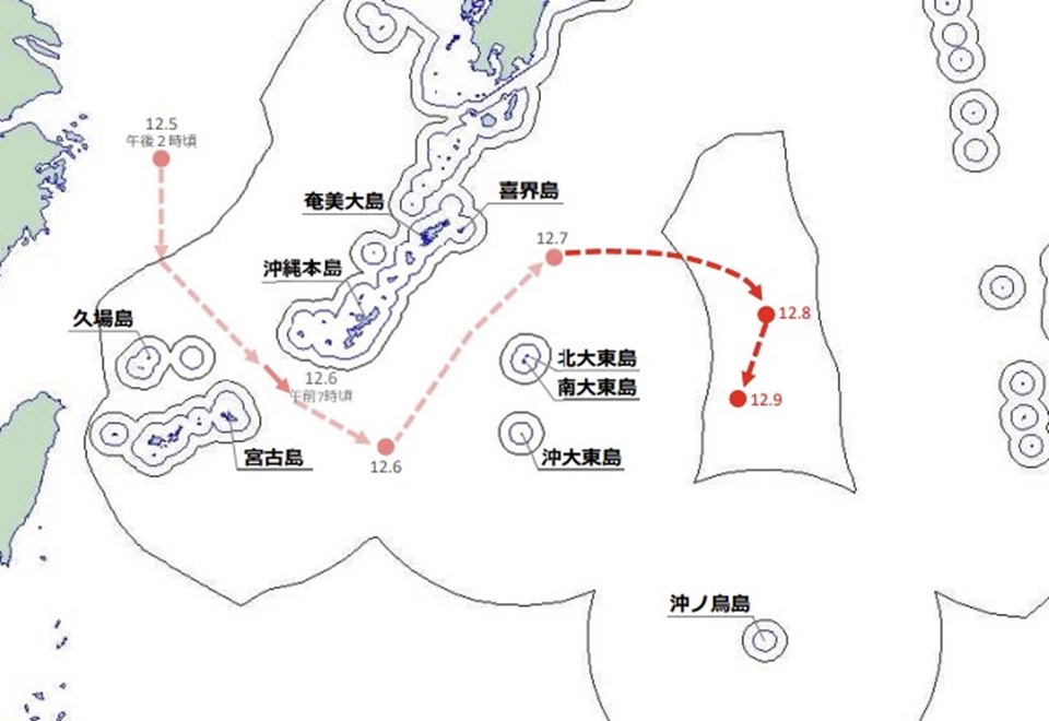 중국 항모, 오키나와 주변에서 연속 기동…일본 “훈련 강도 크게 높아져”