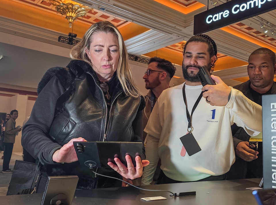 갤럭시 Z 트라이폴드, CES 2026 ‘최고의 제품’ 선정