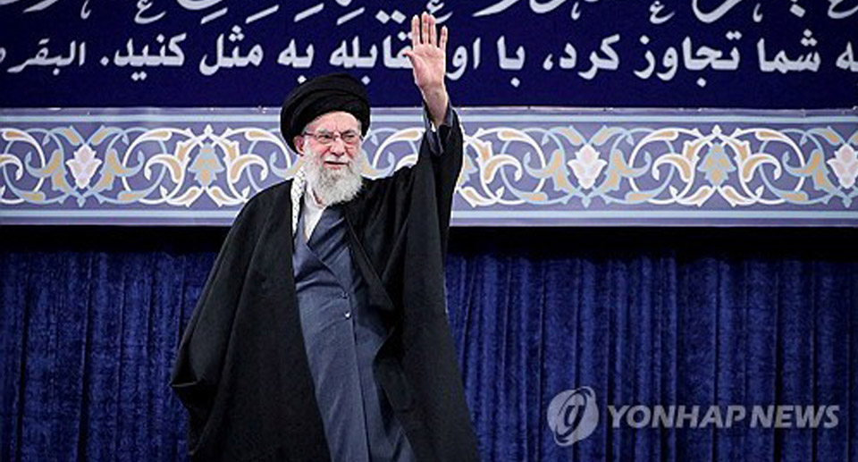 “굴복이 더 위험”…이란 지도부, 美 요구에 강경 기류