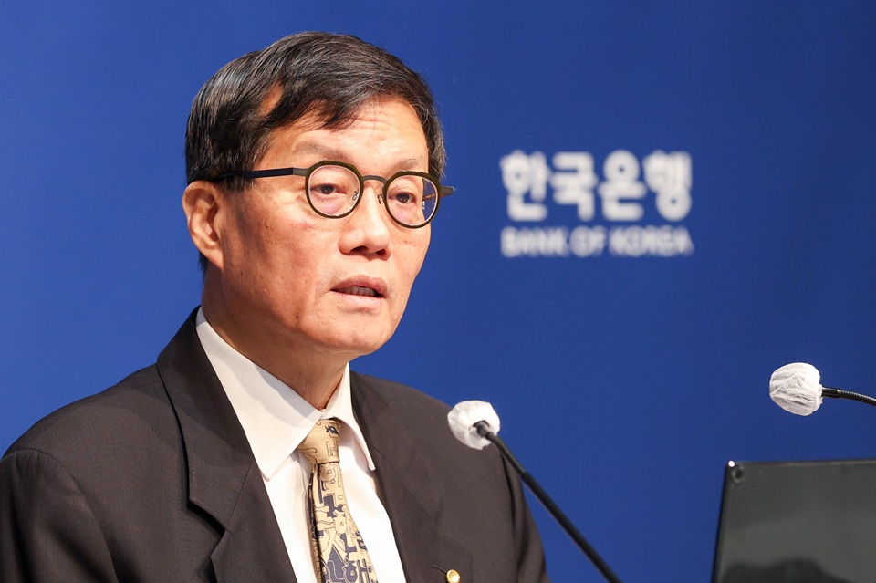 한은, 기준금리 2.5% 유지…중동 리스크 속 ‘관망 기조’ 지속