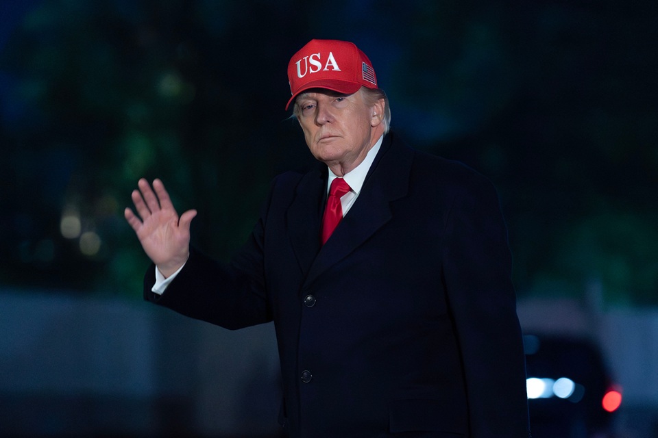 미군, 이란 해상봉쇄 착수…한국시간 오늘 밤 11시부터 전면 적용