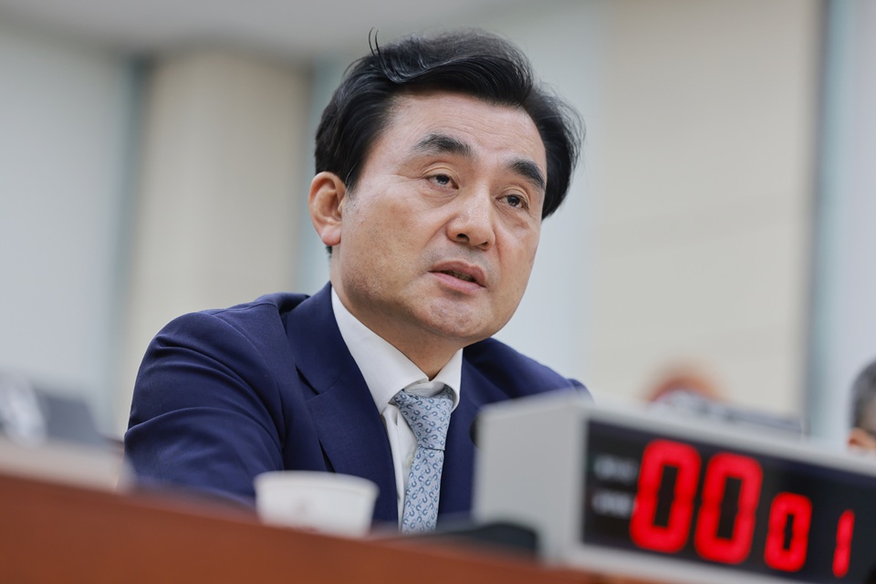 안규백 “북한 핵보유국 공식 인정 못 해”…트럼프 ‘57개’엔 “수치 상이”
